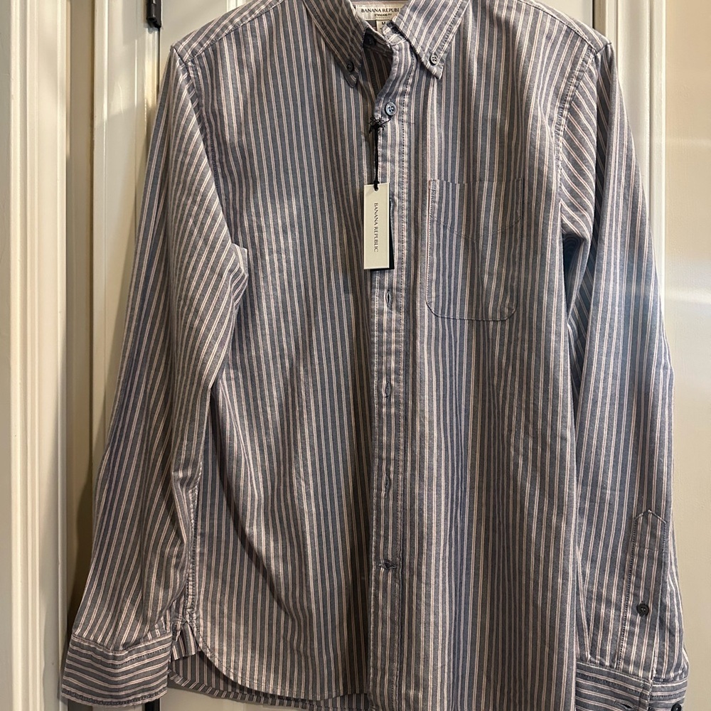 Banana Republic Men's Striped Blue Shirt